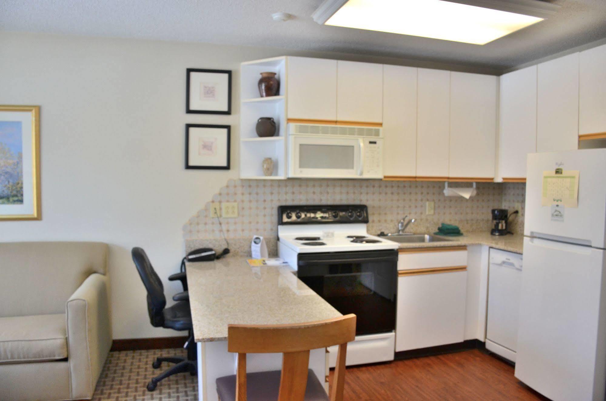 Cresthill Suites Syracuse East Syracuse Exteriör bild